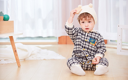 婴幼儿爬服
