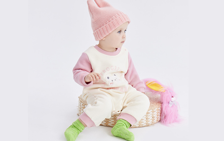 婴幼儿爬服