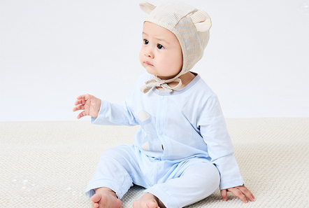 婴幼儿爬服