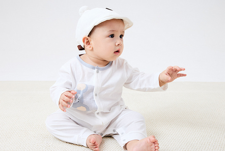 婴幼儿爬服